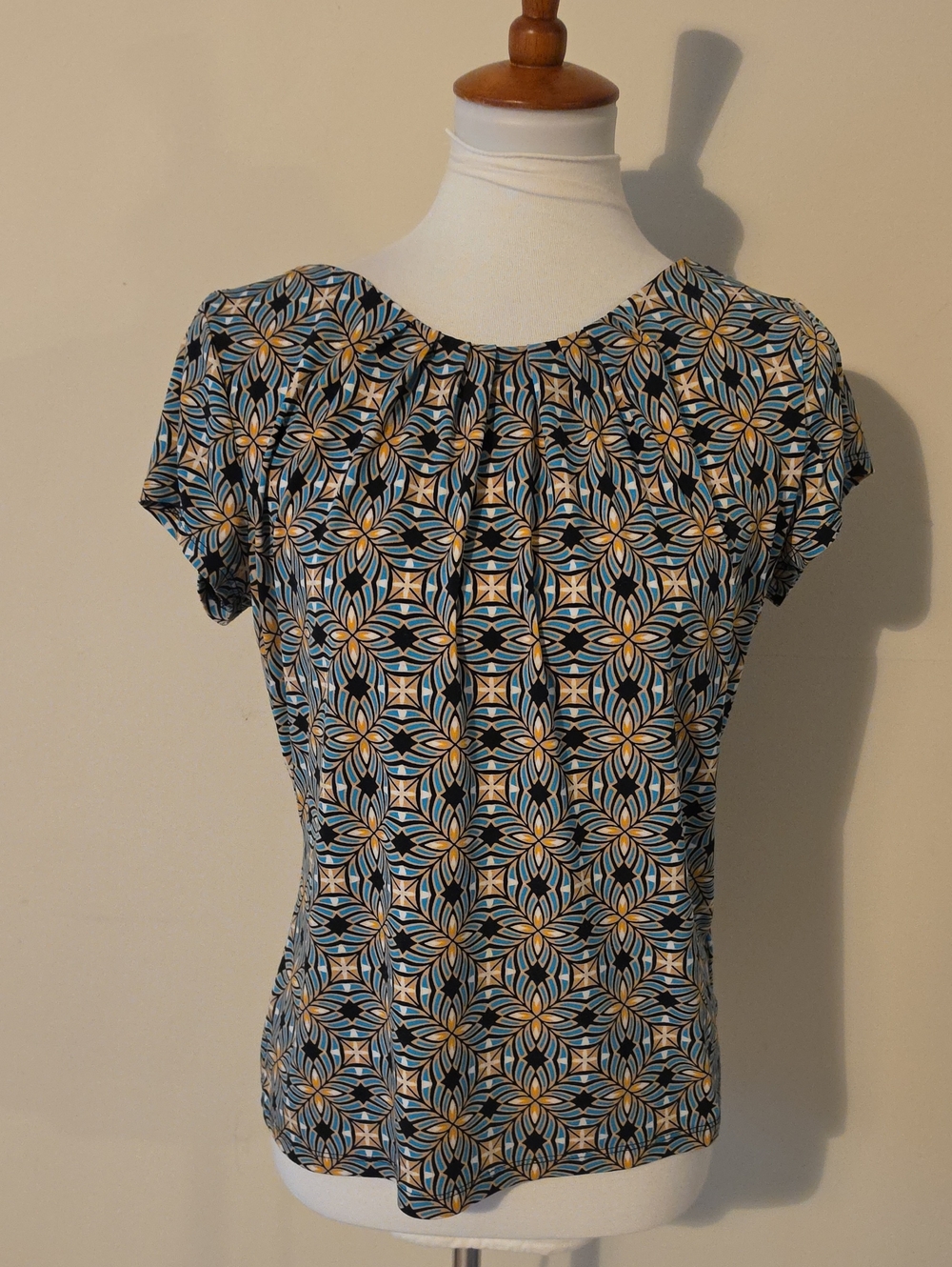 Worthington Geometric  Blue & Yellow Patterned Blouse